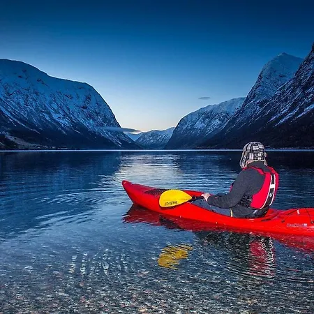 Lunde Turiststasjon