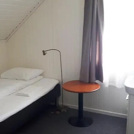 Lunde Turiststasjon *