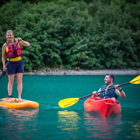 Lunde Turiststasjon Parque de vacaciones Skei (Sogn og Fjordane)